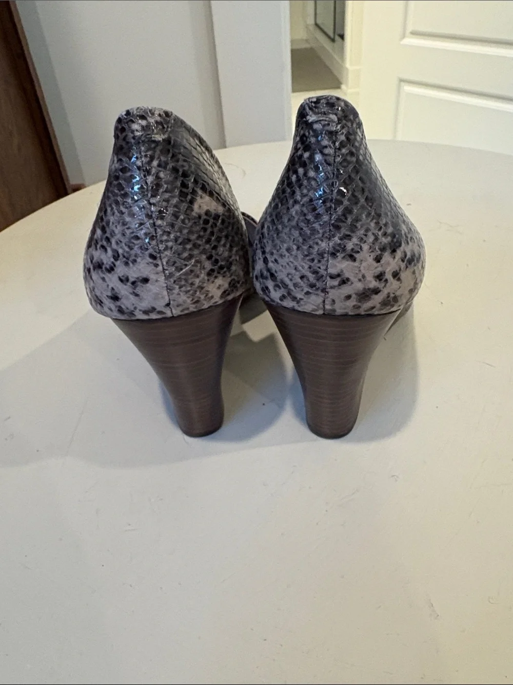 Banana Republic upper pair